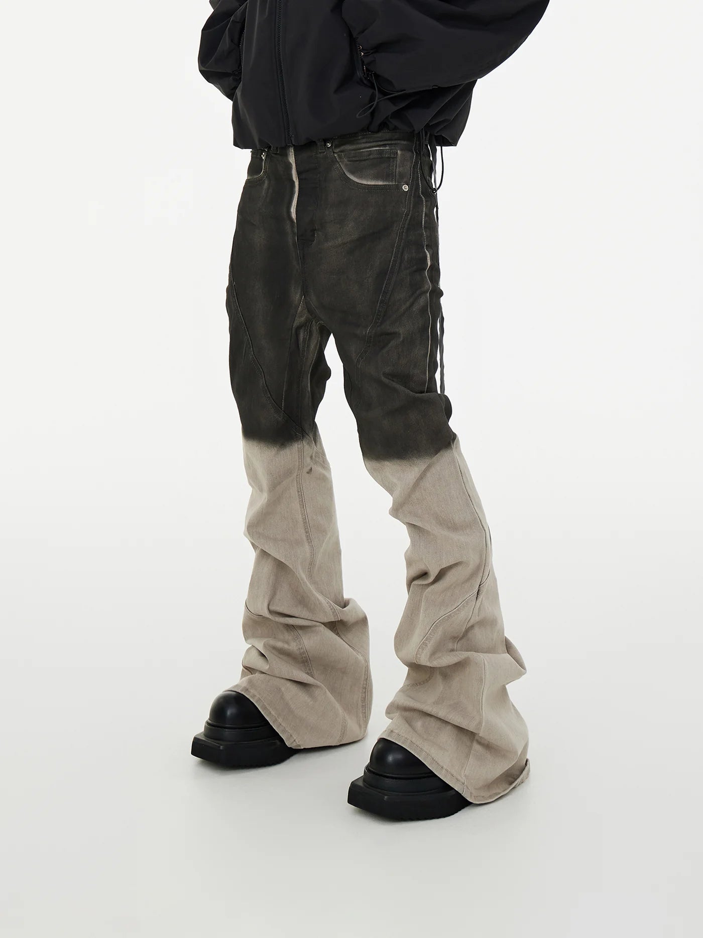 DIP-BLEACH STACKED DENIM